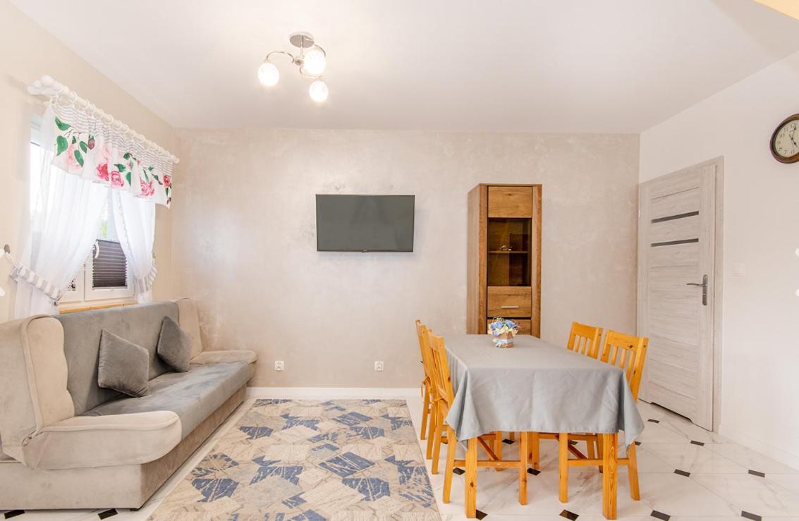 Letniskowe Maks Holiday home Bobolin