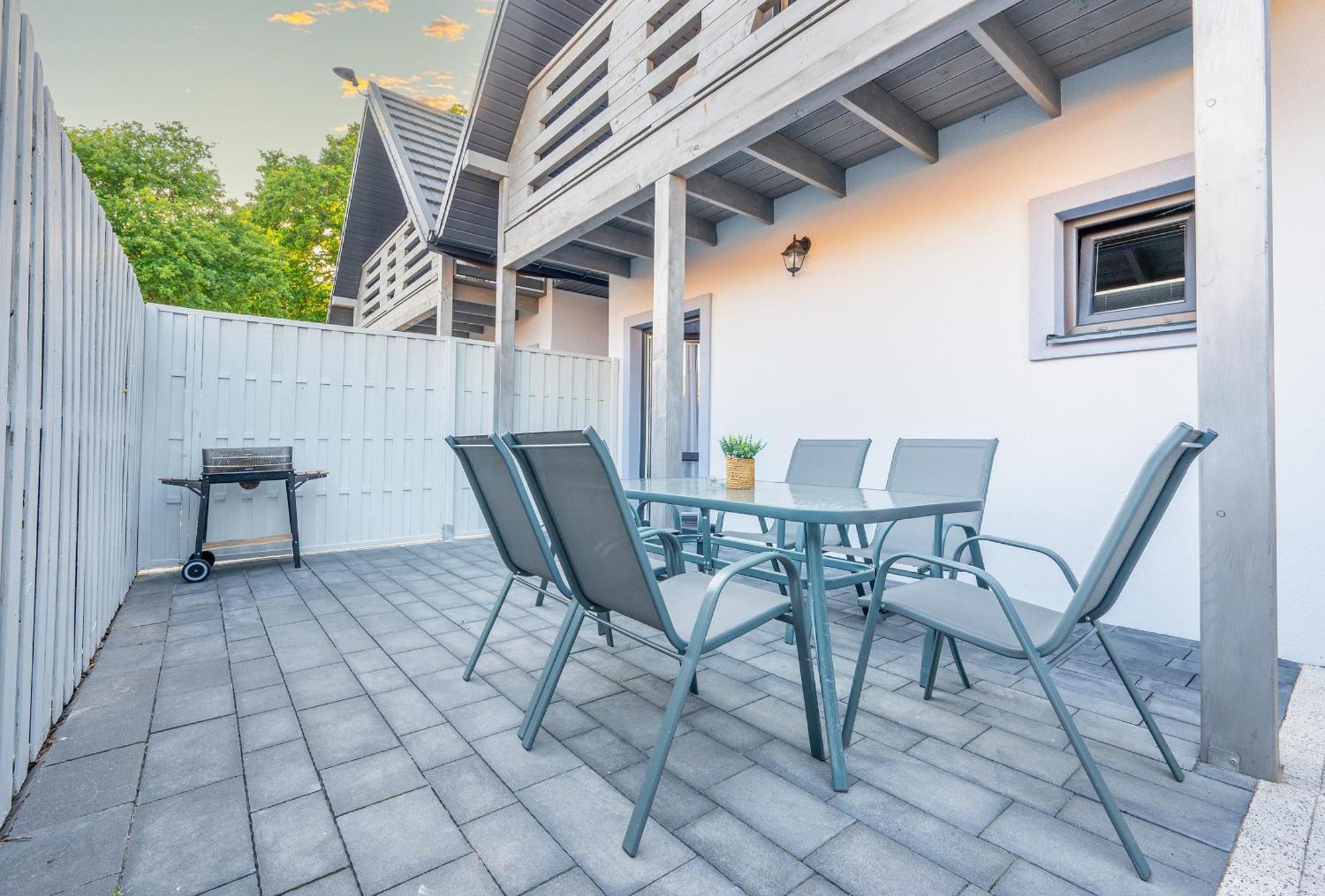 Letniskowe Maks Holiday home Bobolin